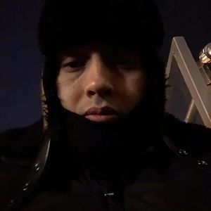 Meet your Posher, Javier